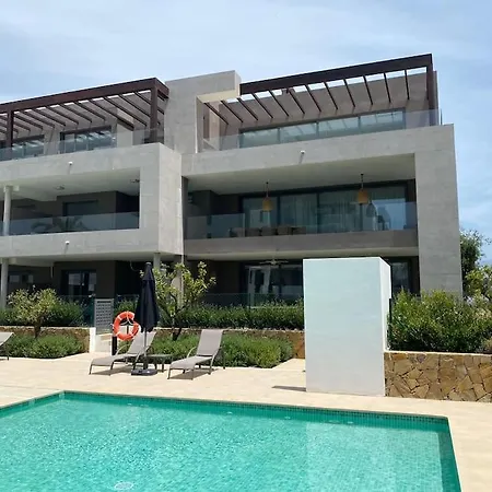 Modern Luxury Penthouse, 15 Minutes Marbella Апартаменты