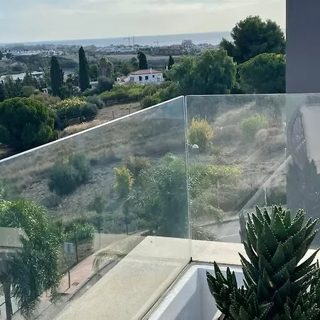 Modern Luxury Penthouse, 15 Minutes Marbella Apartment