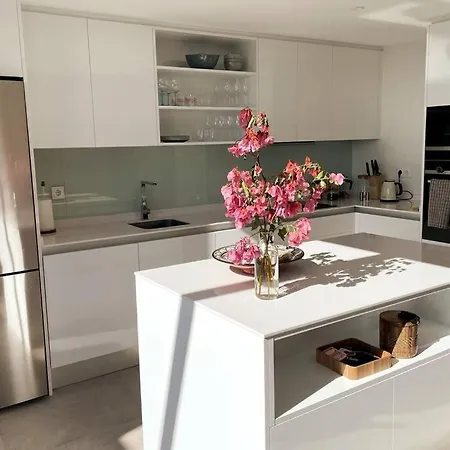 Modern Luxury Penthouse, 15 Minutes Marbella * Estepona