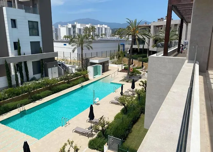 Modern Luxury Penthouse, 15 Minutes Marbella * 에스테포나