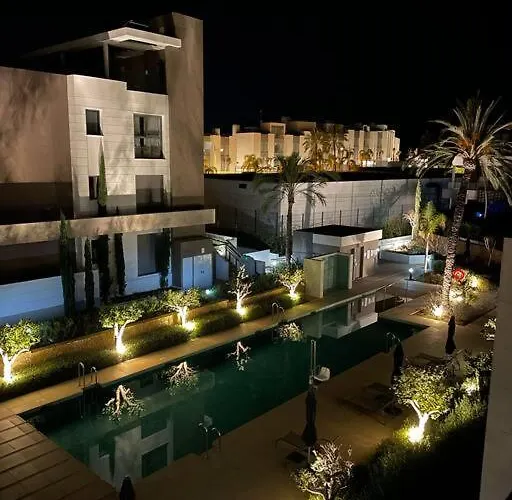 Apartment Modern Luxury Penthouse, 15 Minutes Marbella Estepona