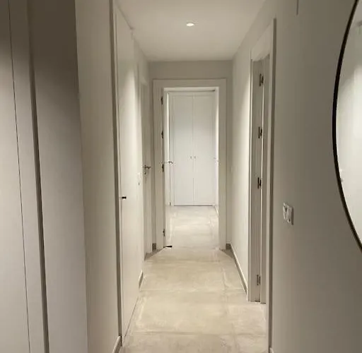 Modern Luxury Penthouse, 15 Minutes Marbella Appartement