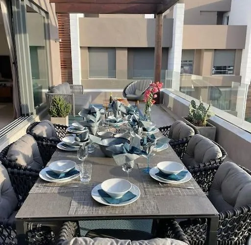 Modern Luxury Penthouse, 15 Minutes Marbella Appartement Estepona